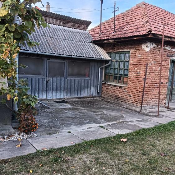 Casă cu 3 camere cu Teren 1600 Mp în Călacea