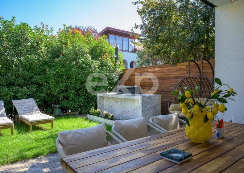 Casă individuală cu 6 camere cu Piscina în Pipera