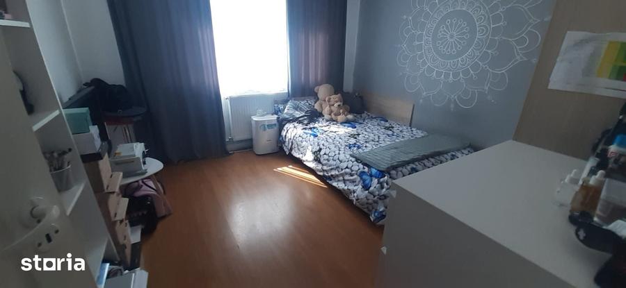 Apartament cu 2 camere decomandat în Republicii