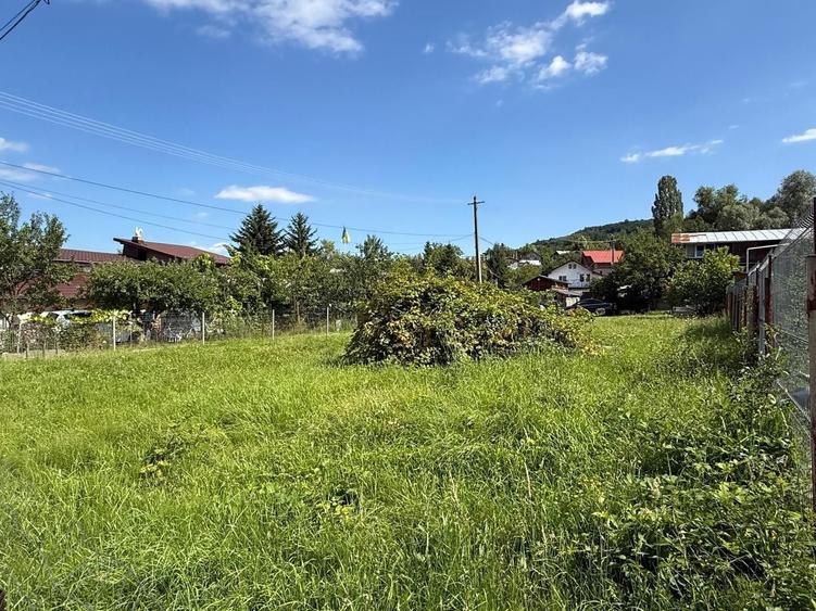 Teren Construcții intravilan de 617 mp, în Lac de Verde
