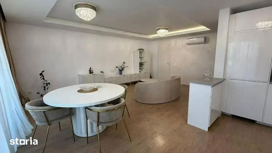 Apartament cu 4 camere în Central