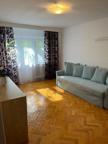 Apartament cu 2 camere decomandat în Floreasca