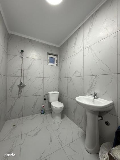 Casă cu 4 camere cu Teren 180 Mp în Central