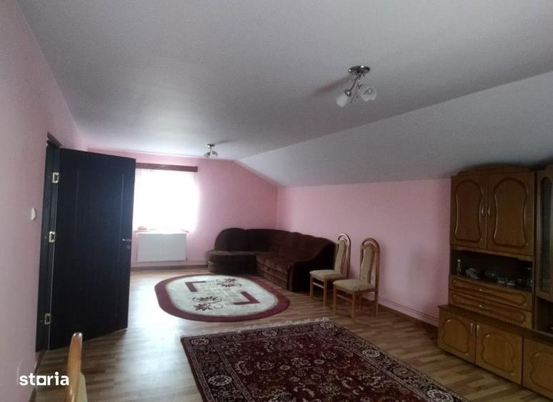 Casă cu 5 camere cu Teren 450 Mp în Copou