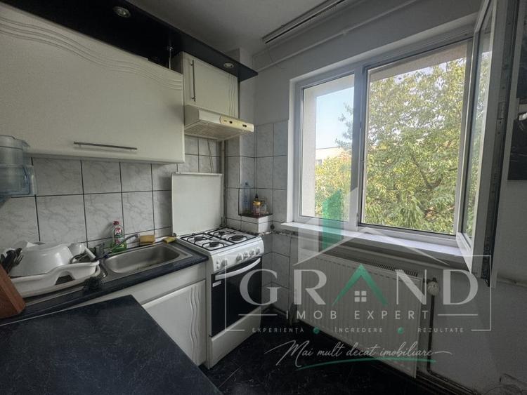 Apartament cu 3 camere semidecomandat, mobilat în Gheorgheni