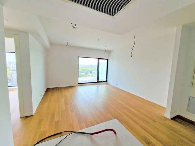 Apartament cu 2 camere semidecomandat în Barbu Văcărescu