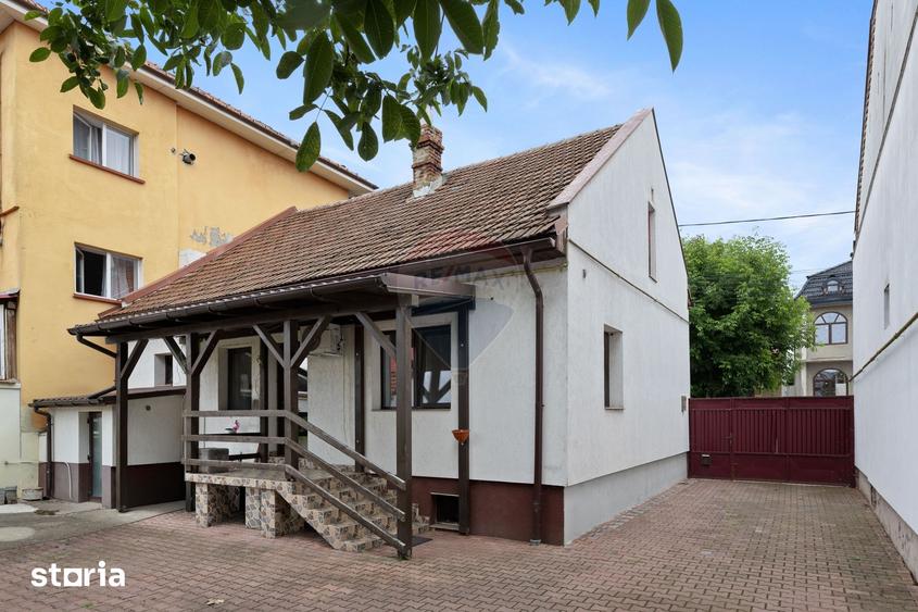 Spațiu comercial, de 75 mp, în Pârneava