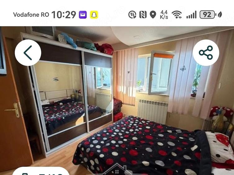 Apartament cu 3 camere decomandat în Exterior Vest