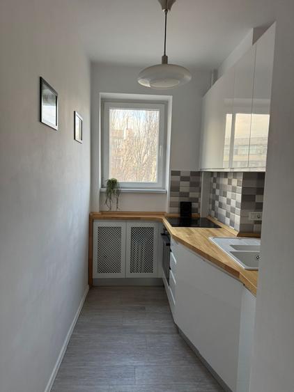 Apartament cu 2 camere decomandat în P-ța Universității