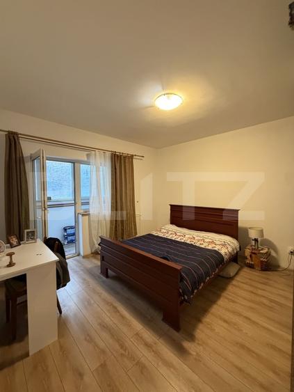Apartament cu 3 camere semidecomandat, mobilat în Europa