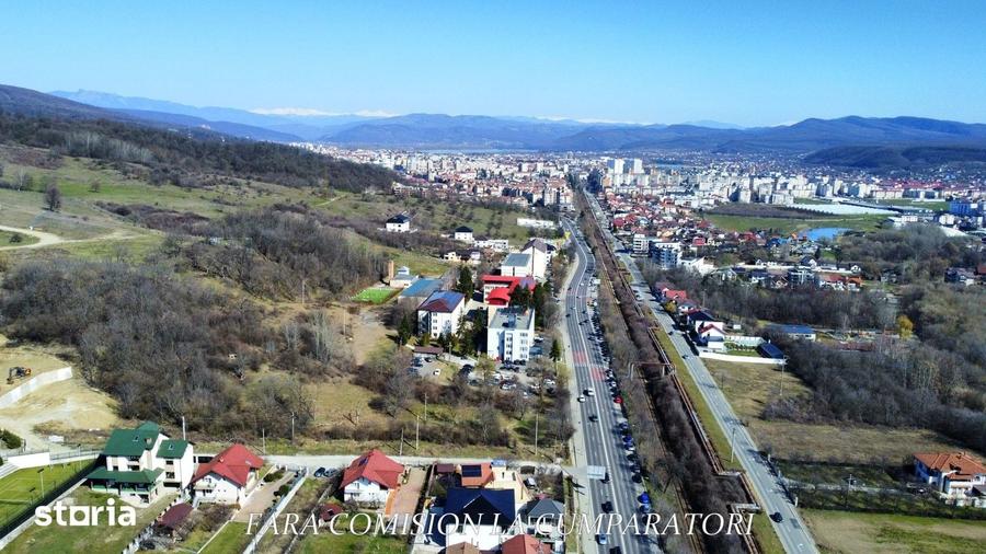 Teren de 5061 mp, în Traian