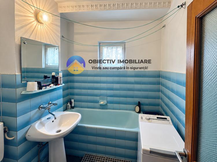 Apartament cu 4 camere decomandat în Mărăței