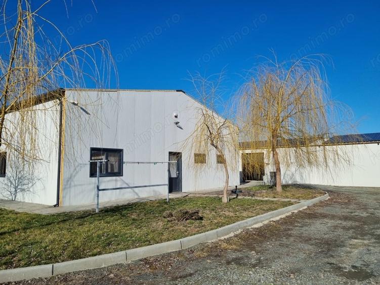 Spațiu comercial, de 1,000 mp, în Breazova