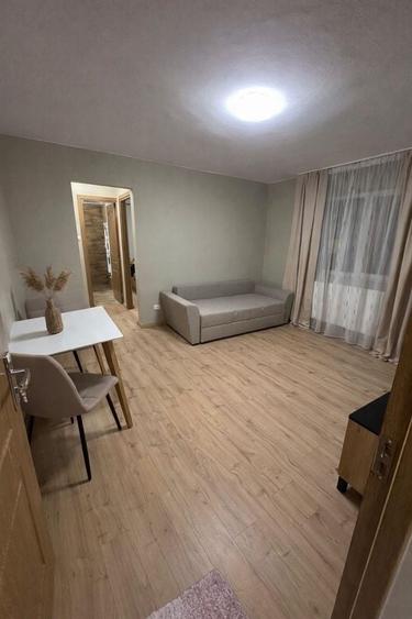 Apartament de vanzare - 3