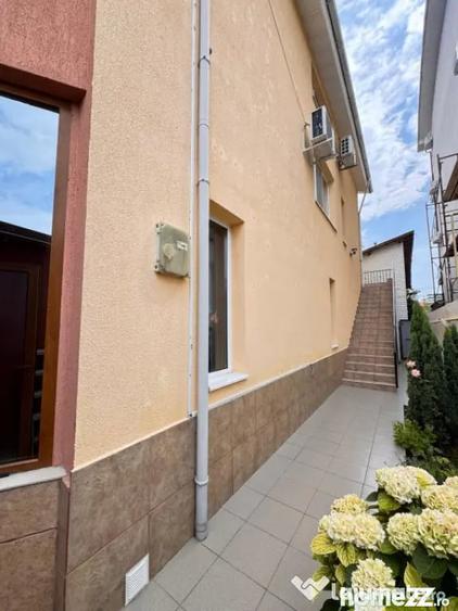 Casă cu 5 camere cu Teren 157 Mp în Central