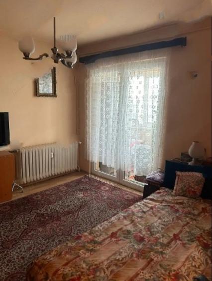 Apartament cu 2 camere în Baba Novac