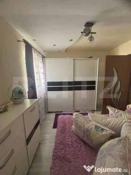 Casă cu 5 camere cu Teren 100 Mp în Central
