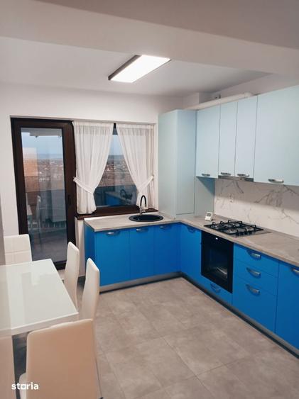 Apartament cu 2 camere decomandat în Calea București