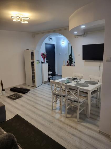 Garsonieră decomandată în Exterior Vest