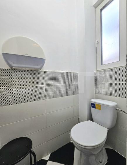 Spațiu comercial, de 160 mp, în Traian