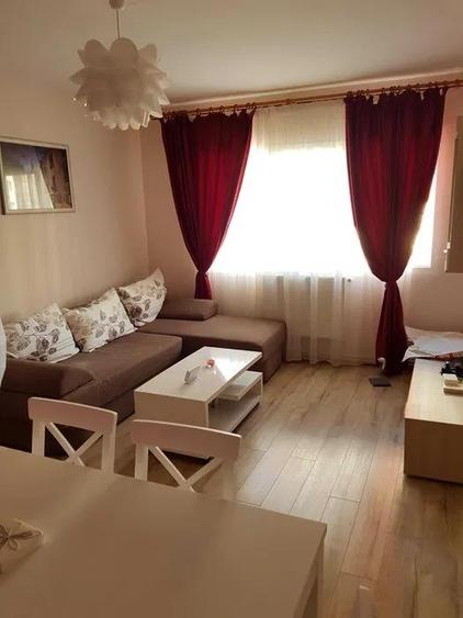 Apartament cu 2 camere nedecomandat, mobilat în Podu Roș