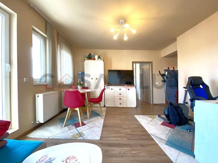 Apartament cu 2 camere semidecomandat, mobilat în Dâmbul Rotund