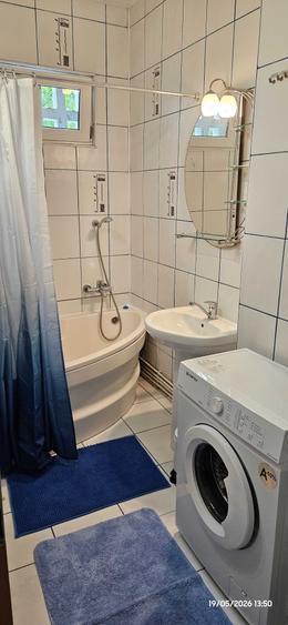 Apartament cu 2 camere decomandat, mobilat în Centrul Civic