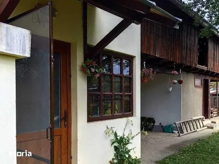 Casă cu 4 camere cu Teren 1500 Mp în Șotrile