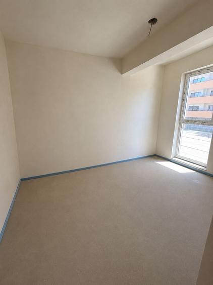Apartament cu 2 camere semidecomandat în Florești