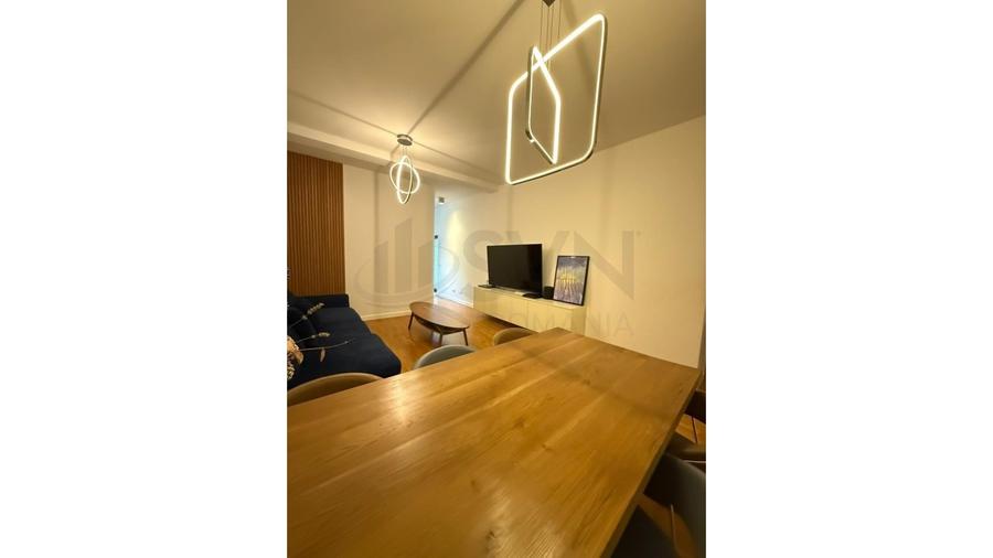 Apartament cu 4 camere decomandat, mobilat în Dorobanți