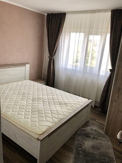 Inchiriez Apartament 2 camere - 4