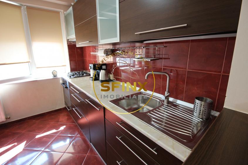 Apartament cu 3 camere semidecomandat, mobilat în Baba Novac