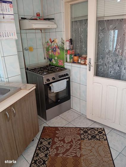 Apartament cu 2 camere în Micro 14