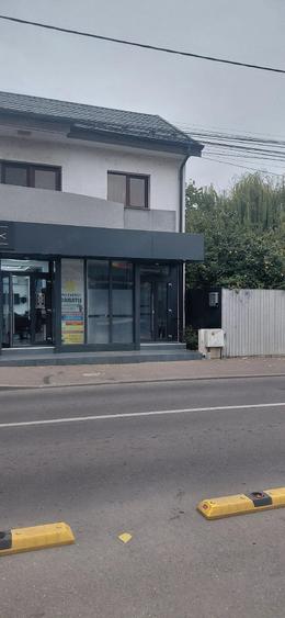 Spațiu comercial, de 30 mp, în Central