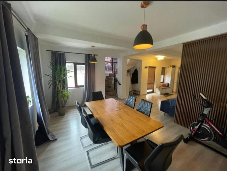 Casă cu 4 camere cu Teren 290 Mp în Bordei