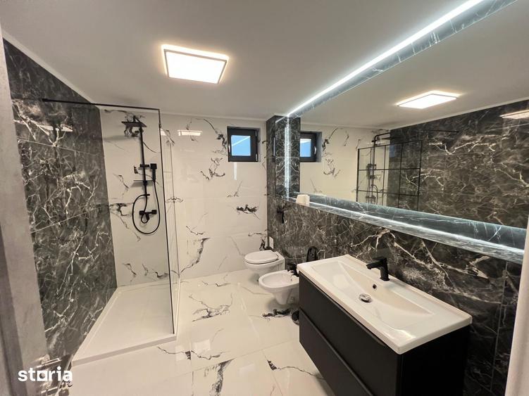 Casă cu 4 camere cu Teren 700 Mp în Central