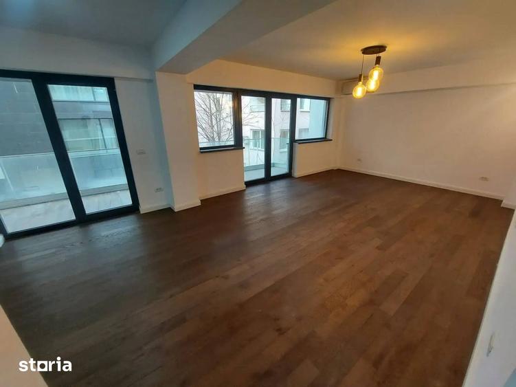 Apartament cu 3 camere decomandat în Dorobanți