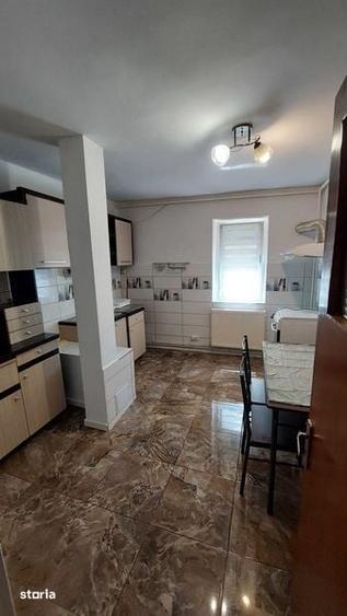 Apartament 3 camere, etaj 1, Micro 5, decomandat - 5