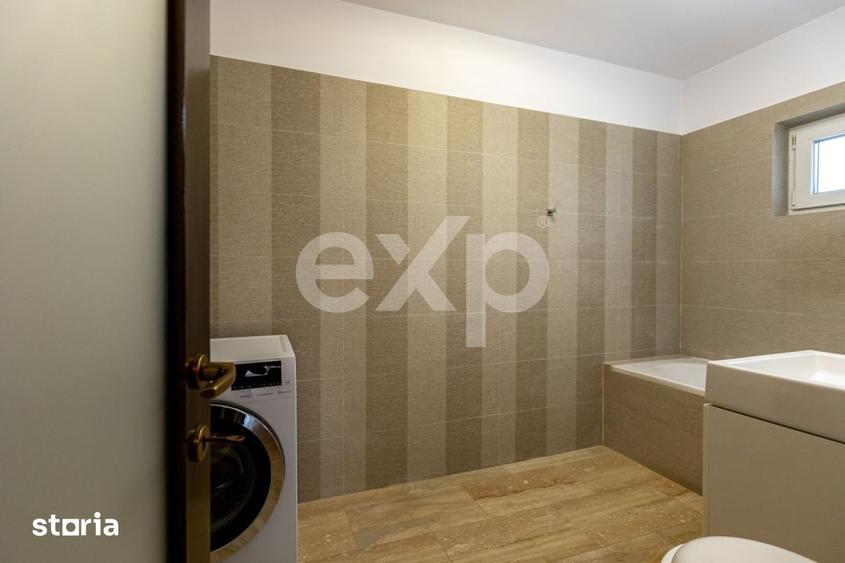 Casă cu 5 camere cu Teren 254 Mp în Bistrița Lac