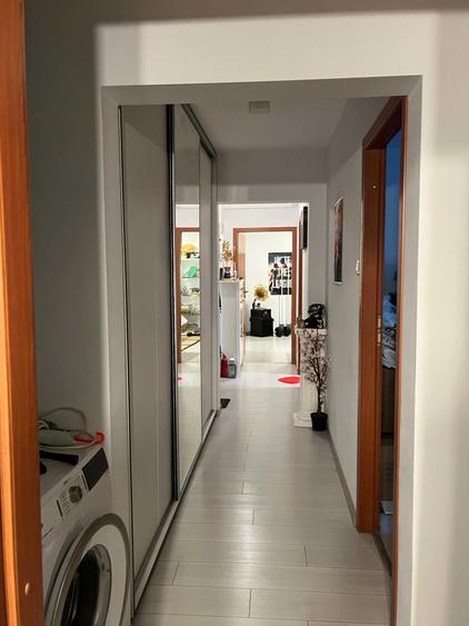 Apartament cu 3 camere decomandat în Gorjului