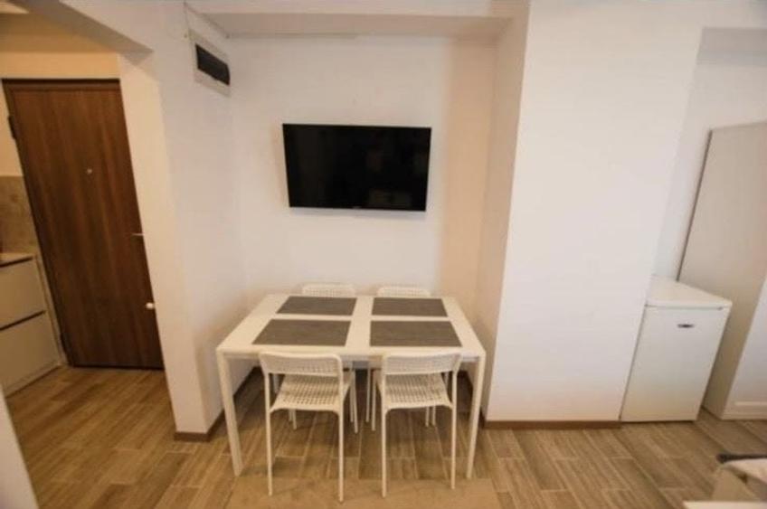 Garsonieră decomandată în Exterior Vest
