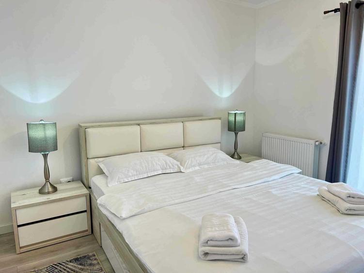 Apartament cu 2 camere decomandat în Dâmbul Rotund