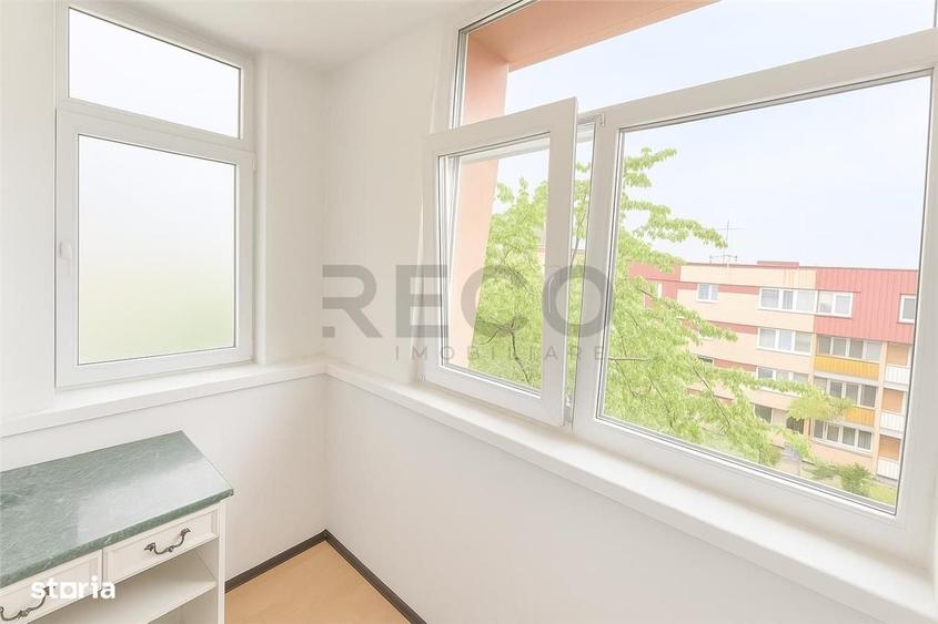 Apartament cu 3 camere decomandat în Rogerius — fotografia 3
