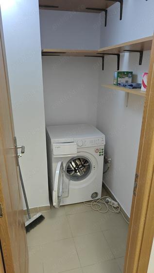 Apartament cu 3 camere decomandat în Lipovei