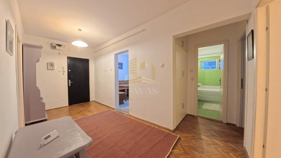 Apartament cu 3 camere decomandat, mobilat în Gheorgheni
