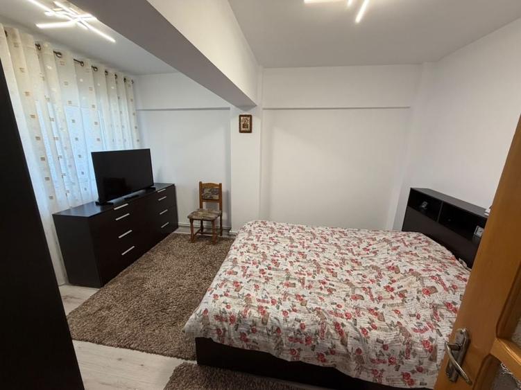 Apartament cu 3 camere decomandat în Ultracentral