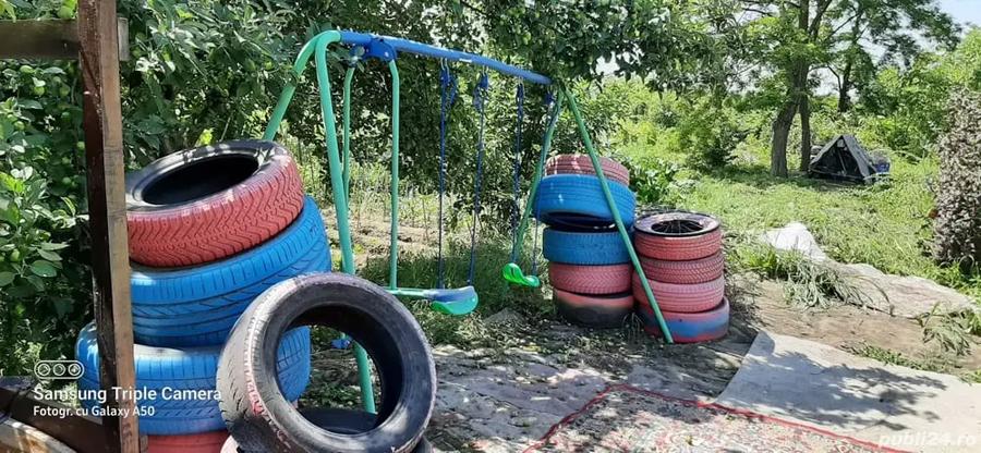 Casă cu 3 camere în Dragomirești-Deal