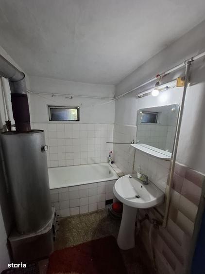 Casă cu 4 camere în Faleza Nord