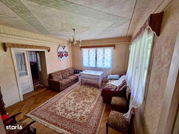 Casă cu 4 camere în Dănești