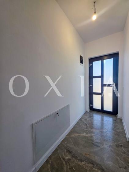 Duplex cu 4 camere cu Canalizare în Moșnița Nouă